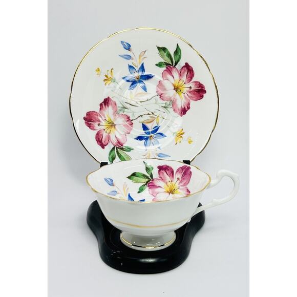 Crownford Bone china Teacup & Saucer Set Gold Edge Floral Pink Blue England - Picture 1 of 7